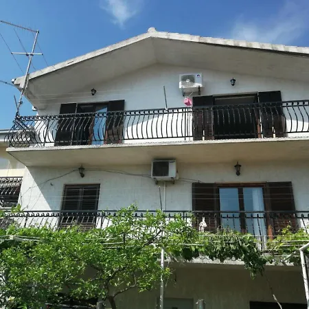 With A Parking Space - 15410 דירה *